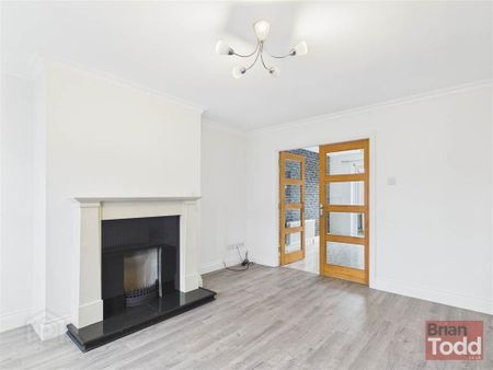 Oakdene, Larne, BT40 2FD - Photo 2