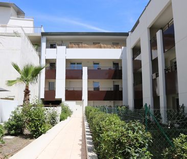 Location Appartement 2 pièces 47m² AVIGNON 84000 - Photo 5