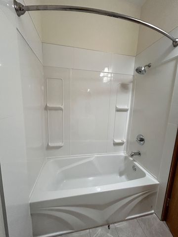 Duplex in Great Central Olds Location - Photo 3