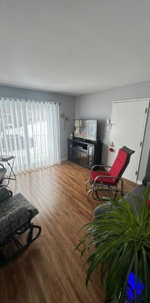 Logement 5 1/2 a louer - Photo 1