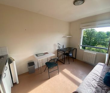 STUDIO QUARTIER SERAUCOUR, 17m2 BOURGES - Photo 2