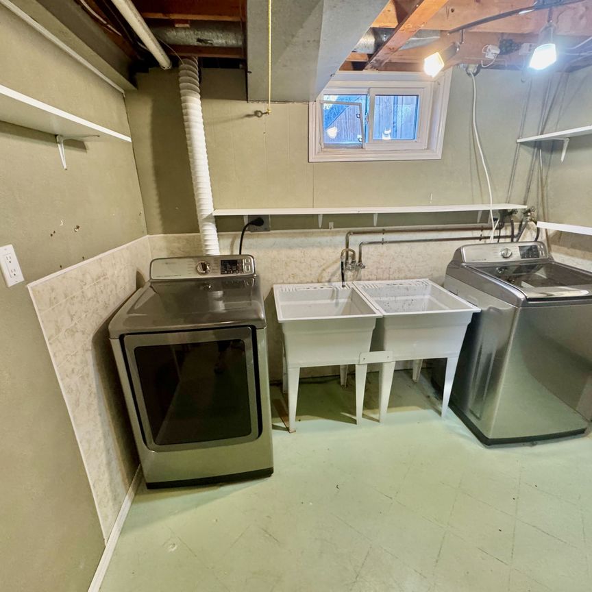 For Lease - 8 Lakehurst Drive, St. Catharines, Ontario - Photo 1