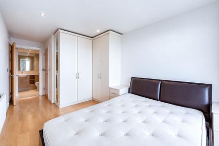 3 bedroom apartment to rent - Photo 2