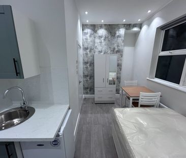 Studio Flat, Amhurst Road, E8 - Photo 5