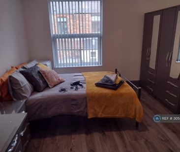 1 bedroom in a house share to rent - Photo 6