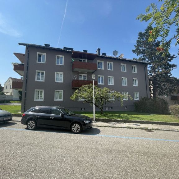 Naturnahes Wohnen in zentrumsnaher Lage! 3-Zimmer Wohnung mit Balkon in Ried im Innkreis umgeben von einer 1A Infrastruktur! - Photo 1