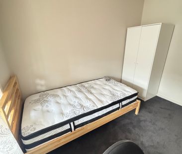 Surrey Downs - Photo 1