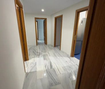 Piso de alquiler en Calle Puerto, La Malagueta - Monte Sancha - Photo 5