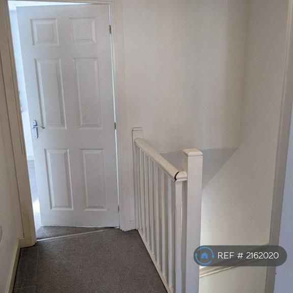 2 bedroom semi-detached house to rent - Photo 1