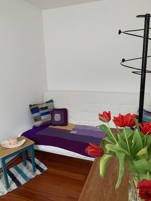 APPARTEMENT EN ATTIQUE 3 PIÈCES À TWANN (BE), MEUBLÉ, DURÉE DÉTERMINÉE - Photo 1