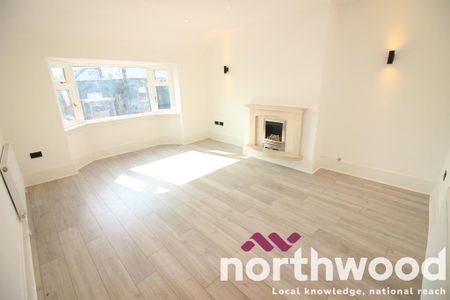 2 bedroom flat to rent - Photo 2