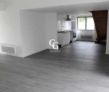 Location Maison 6 pièces 115m² VIEILLEVIGNE 44116 - Photo 1