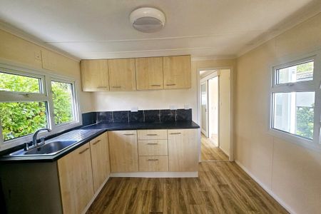 Canada Road - Photo 5