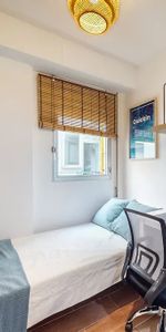 Avinguda de la Constitució, Valencia, Valencian Community 46009 - Photo 3