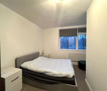 Greystoke Court, Hanger Lane, London, W5 - Photo 5