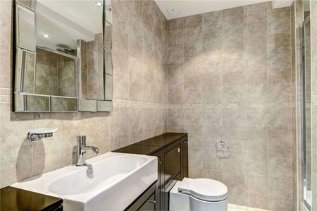 Exceptional one bed Mayfair apartment. - Photo 4