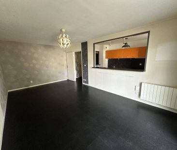 Appartement 3 pièces - - Photo 2