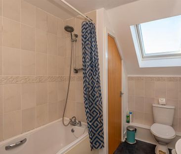 4 bedroom house to rent - Photo 2