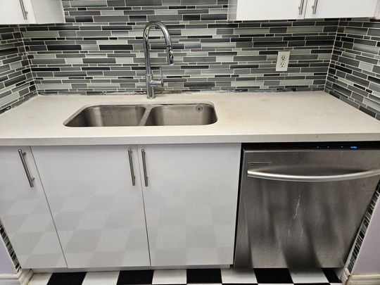 For Lease - 1470 Midland Avenue Unit# 708, Toronto, Ontario - Photo 1