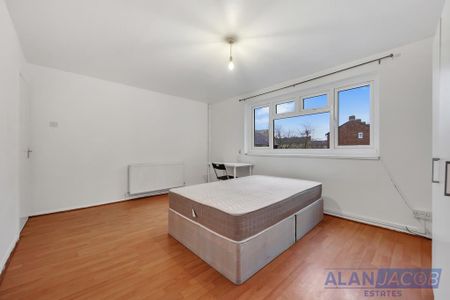 3 bedroom terraced house to rent - Photo 5