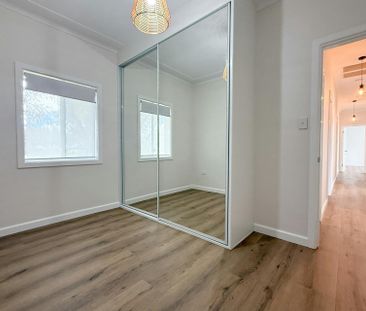 Modern Family Living - Photo 5