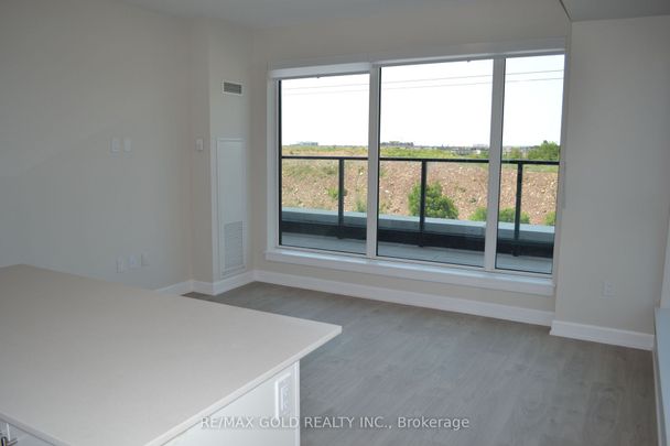 For Lease - 3200 William Coltson Avenue Unit# 323, Oakville, Ontario - Photo 1