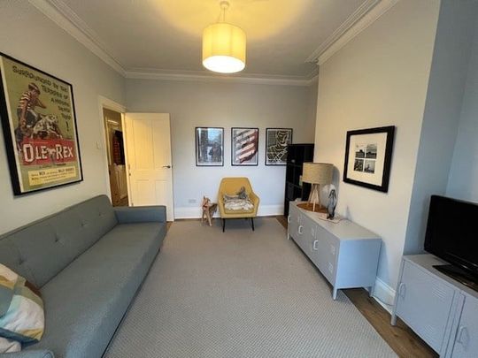 2 Bed Flat, Aldeburgh Street, SE10 - Photo 1