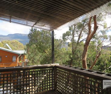 Recently Renovated 2-Bedroom Unit – Low Maintenance & Perfect Locat... - Photo 6