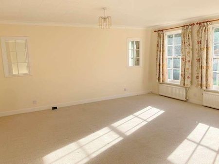 West Hill Court, Budleigh Salterton, EX9 - Photo 2