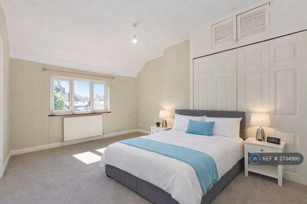 1 bedroom in a house share to rent - Photo 1