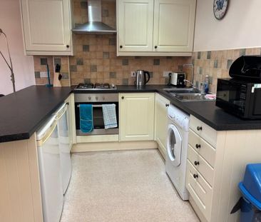 2 bedroom terraced house to rent - Photo 5