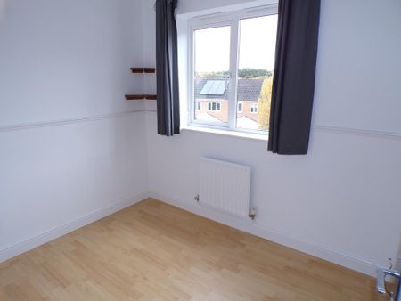 3 bedroom detached house to rent - Photo 4