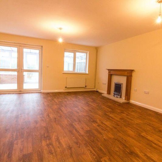 3 bedroom detached house to rent - Photo 1