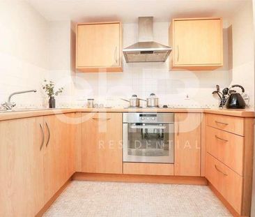 Birch Meadow Close, Warwick, CV34 - Photo 1