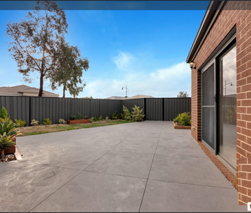 IDEAL FAMILY HOME in TARNEIT - Photo 1