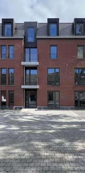 Appartement te huur - Photo 1