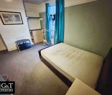 High Street, Cradley Heath, B64 - Photo 5