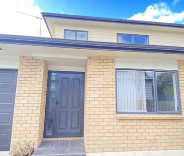 Spacious 4-Bedroom Home Available Now! - Photo 5