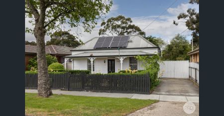 3 BEDROOM HOME WITH LARGE BACKYARD IN SOLDIERS HILL - Photo 2