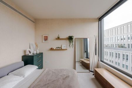 3 bedroom penthouse to rent - Photo 2