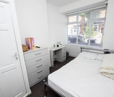 6 bedroom house to rent - Photo 4