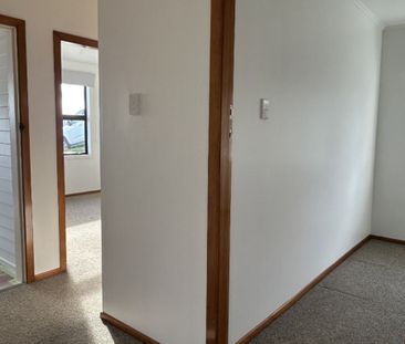 Peaceful Coastal Living with Gorgeous Harbour Views - Photo 2