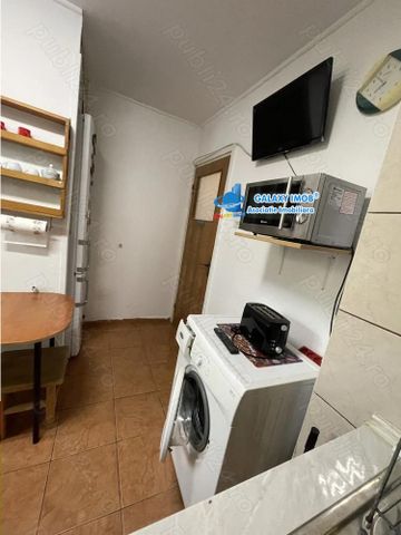 huedin | 2cam 55mp spatios etaj 2 1986 AC cada balcon | parcare metrou - Fotografie 5