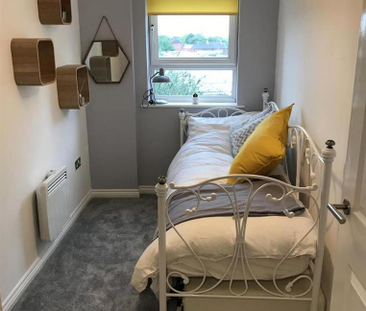 2 bedroom apartment to rent - Photo 4