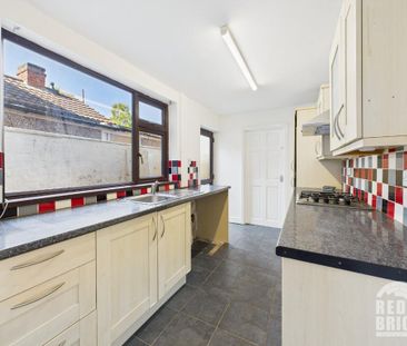 2 bedroom terraced house to rent - Photo 1