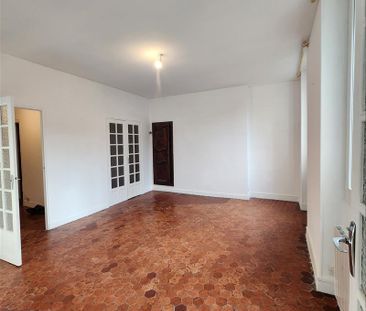 2 pièces - 60 m² - 2ème étage - Colocation non autorisée - Photo 2