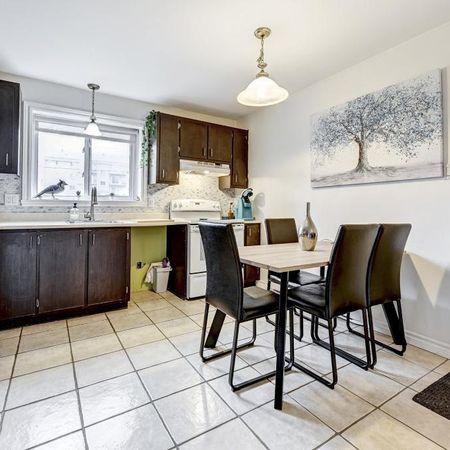 Chambre dans un Condo 5 1/2 - Photo 4