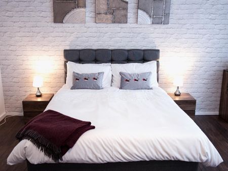 Studio to rent - Photo 2