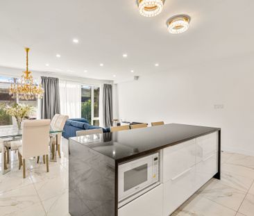 For Lease - 266 Currell Avenue, Westboro - Hampton Park, Ontario - Photo 1