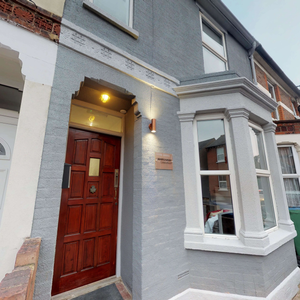 Manteca House, 22 Cassio Road - Photo 3